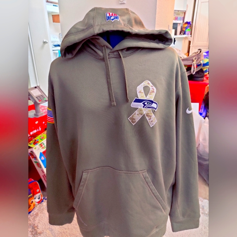 Seattle Seahawks Sweatshirt Hoody Salute To Service Nike Jacket NFL Mens Sz.XL